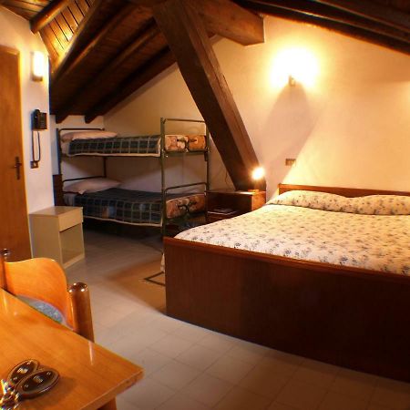Hotel Rondanino Lanzo D'intelvi Bagian luar foto