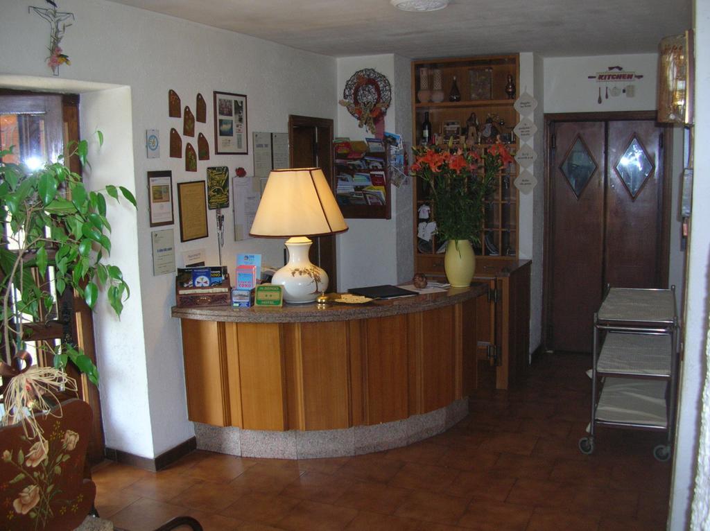 Hotel Rondanino Lanzo D'intelvi Bagian luar foto