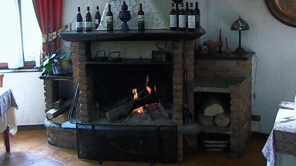 Hotel Rondanino Lanzo D'intelvi Bagian luar foto