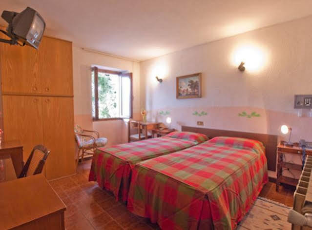 Hotel Rondanino Lanzo D'intelvi Bagian luar foto
