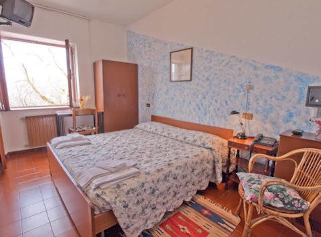 Hotel Rondanino Lanzo D'intelvi Bagian luar foto
