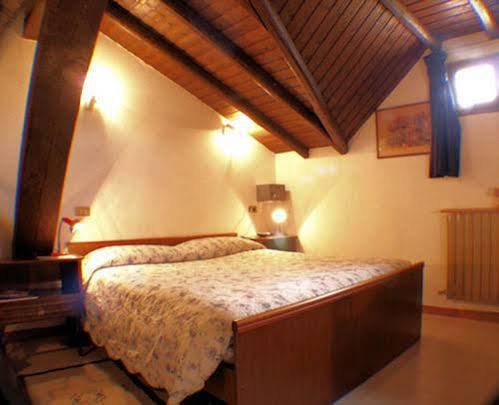 Hotel Rondanino Lanzo D'intelvi Bagian luar foto